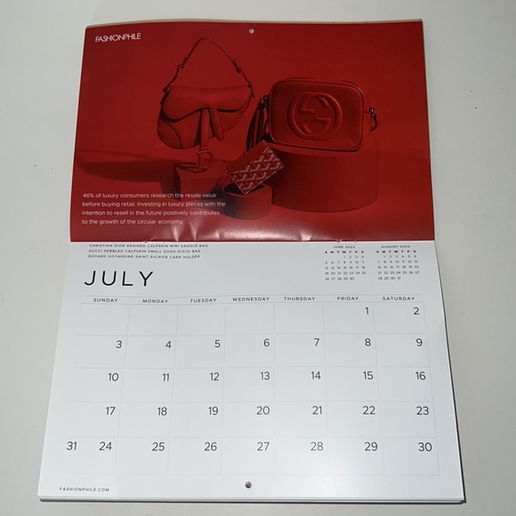 FASHIONPHILE 2022 Calendar - Picture 4 of 11